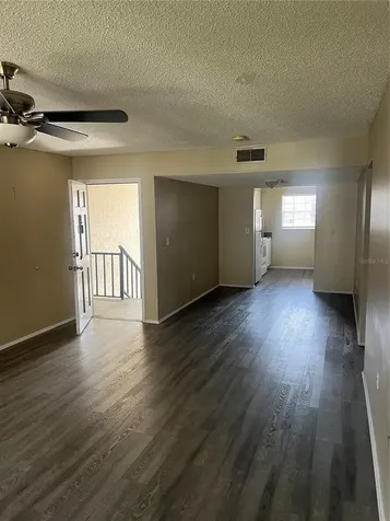 14470 Reuter Strasse Circle Tampa FL 33613