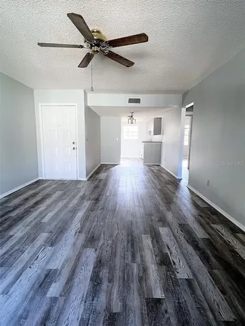 14470 Reuter Strasse Circle Tampa FL 33613