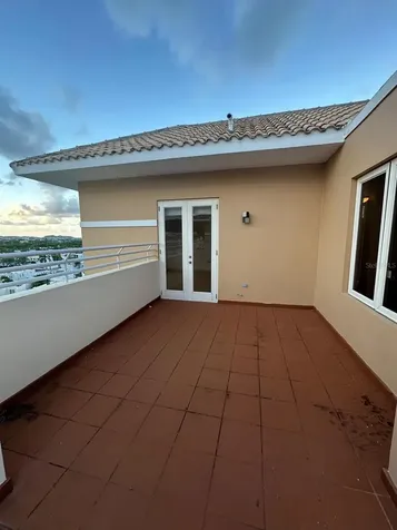 199 Ave. Palma Real Guaynabo PR 00966