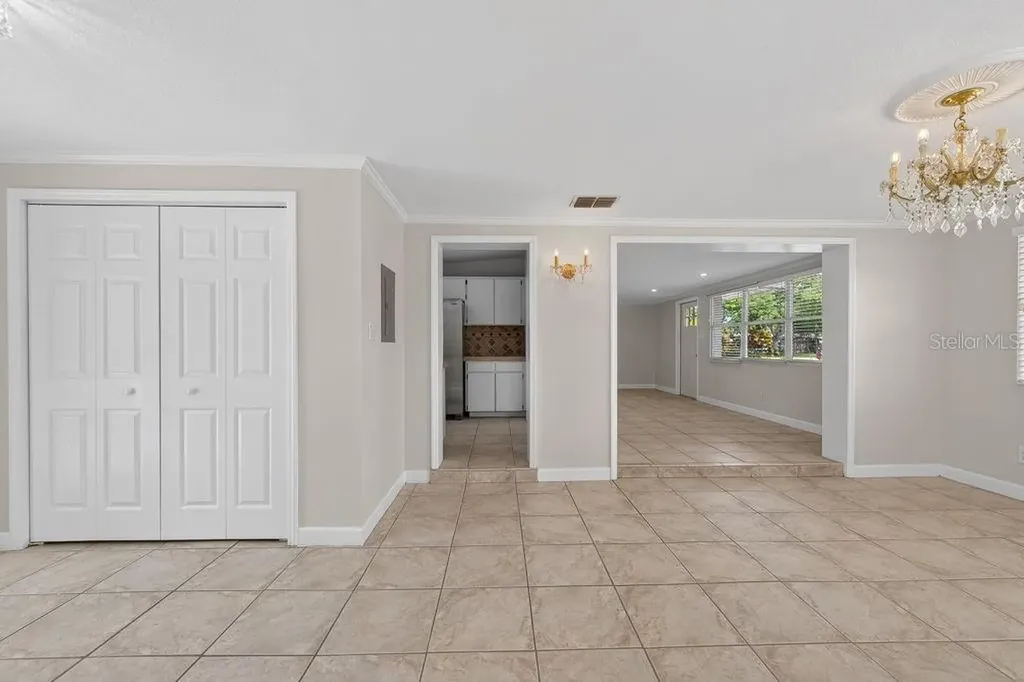 4016 W Montgomery Terrace Tampa FL 33616
