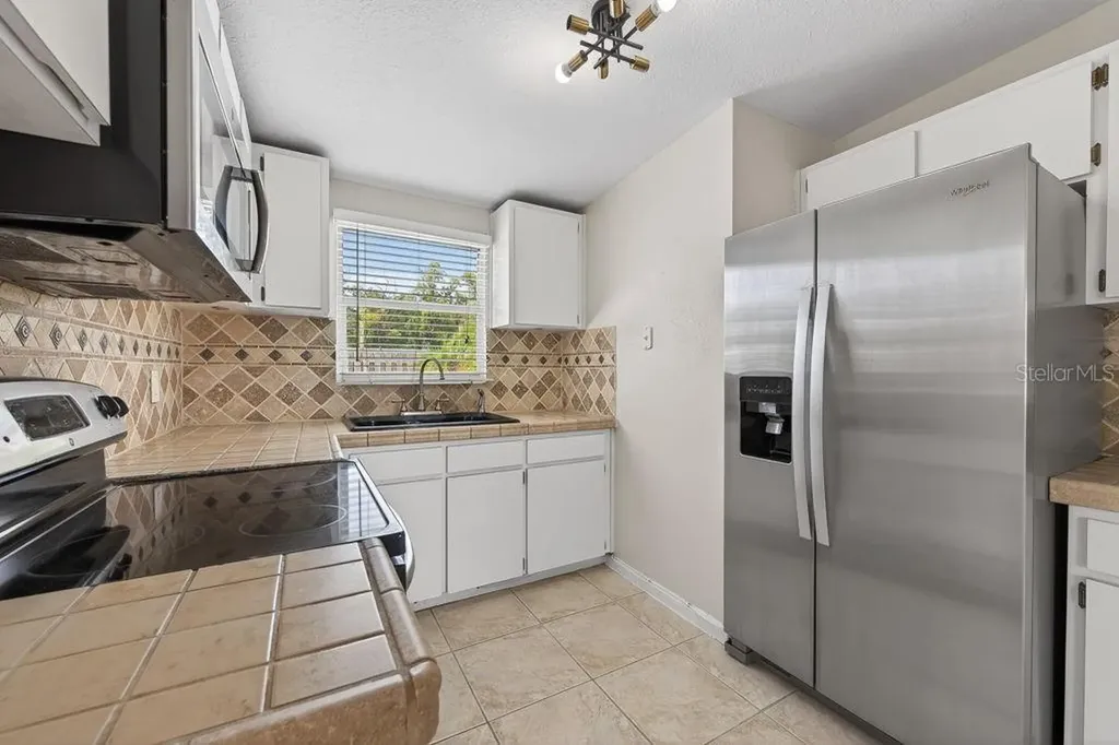 4016 W Montgomery Terrace Tampa FL 33616