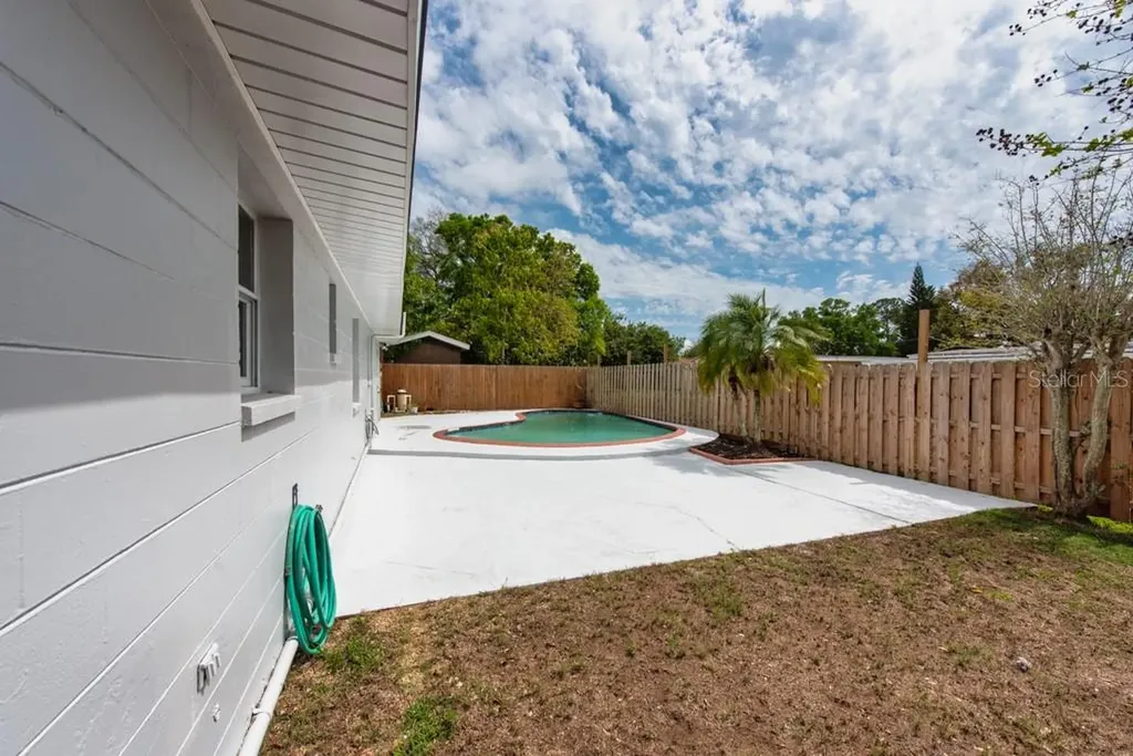 4016 W Montgomery Terrace Tampa FL 33616