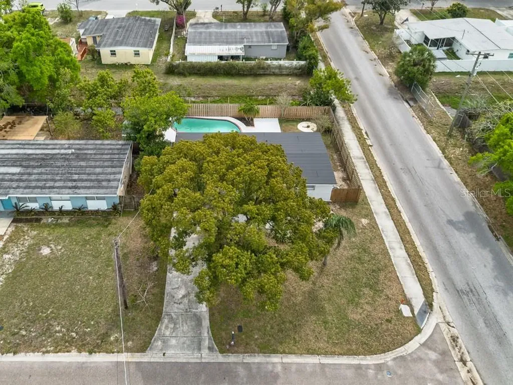 4016 W Montgomery Terrace Tampa FL 33616
