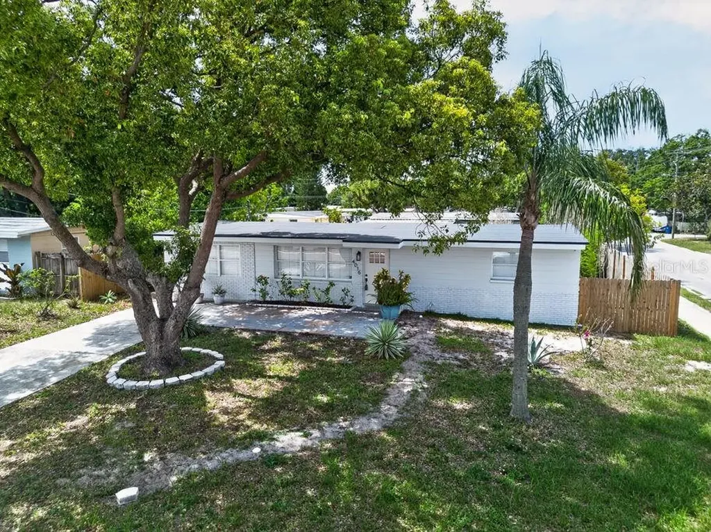 4016 W Montgomery Terrace Tampa FL 33616