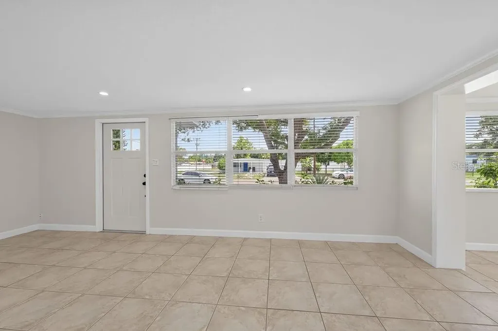 4016 W Montgomery Terrace Tampa FL 33616