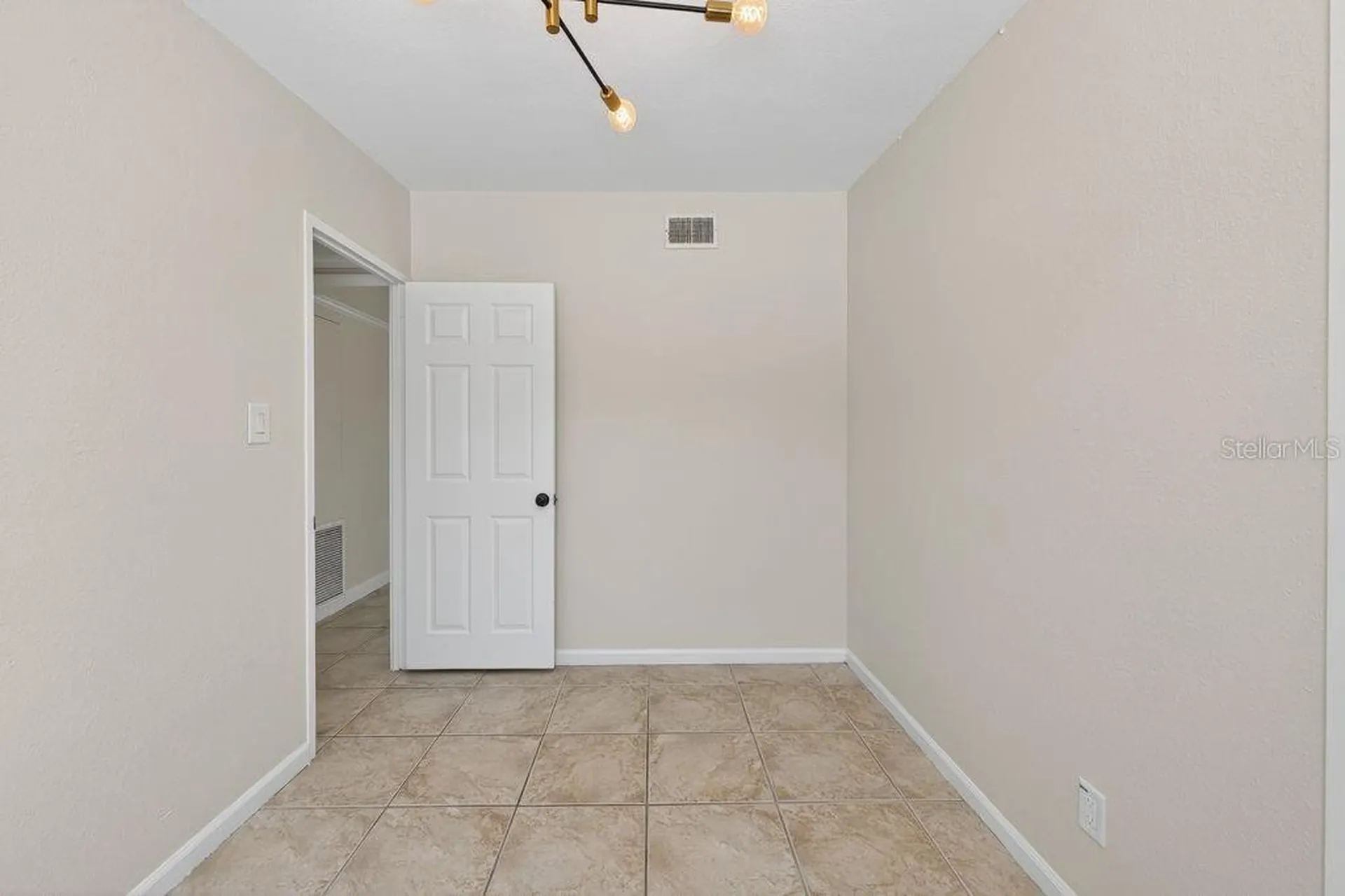 4016 W Montgomery Terrace Tampa FL 33616