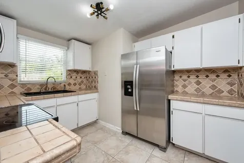4016 W Montgomery Terrace Tampa FL 33616