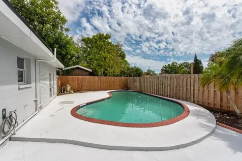 4016 W Montgomery Terrace Tampa FL 33616