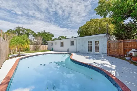 4016 W Montgomery Terrace Tampa FL 33616