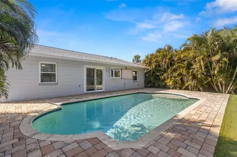 3309 W Napoleon Avenue Tampa FL 33611