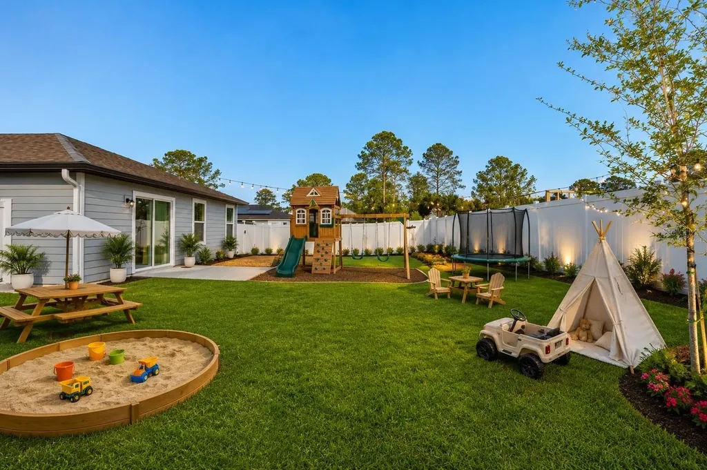 33 Pine Croft Lane Palm Coast FL 32164