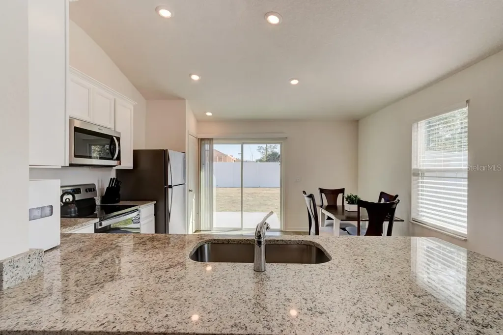 33 Pine Croft Lane Palm Coast FL 32164