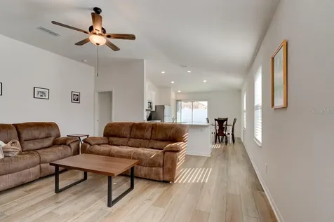 33 Pine Croft Lane Palm Coast FL 32164