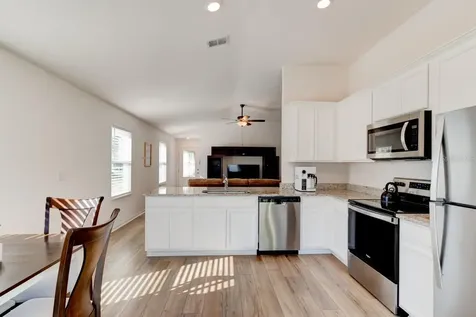 33 Pine Croft Lane Palm Coast FL 32164