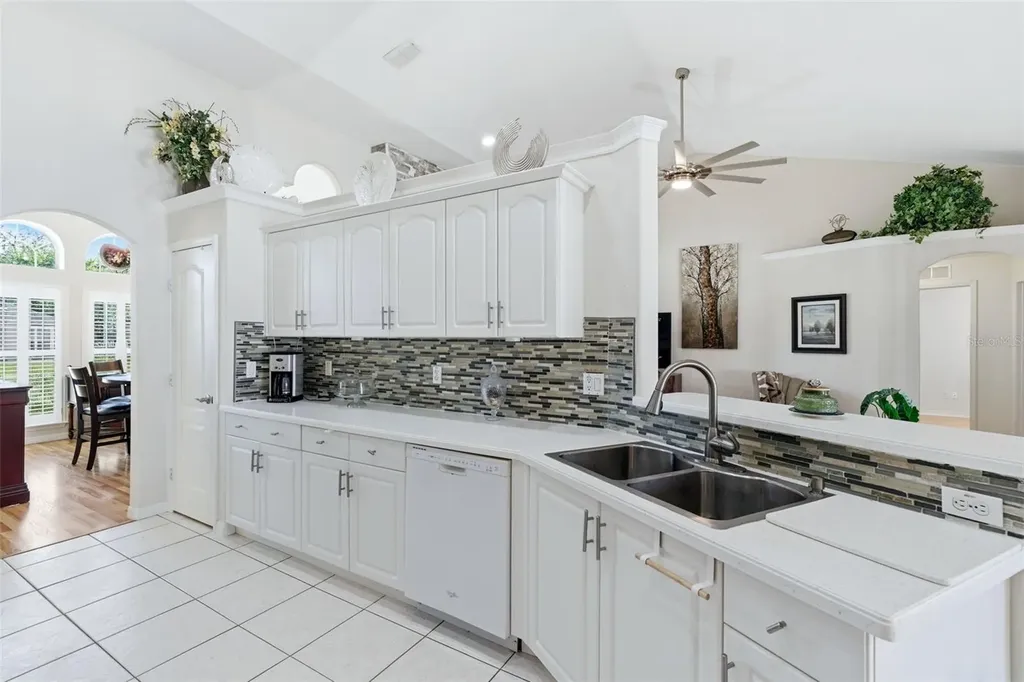484 Kettering Road Deltona FL 32725