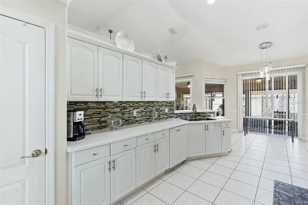 484 Kettering Road Deltona FL 32725