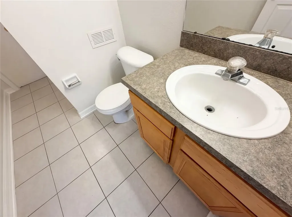 2727 Valencia Grove Drive Valrico FL 33596