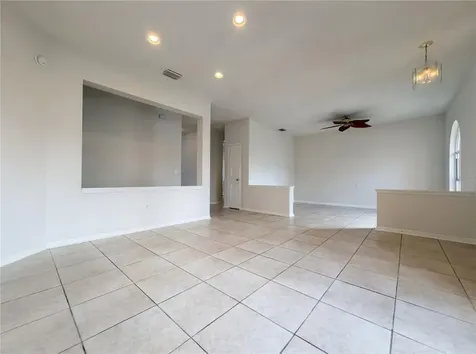 2727 Valencia Grove Drive Valrico FL 33596