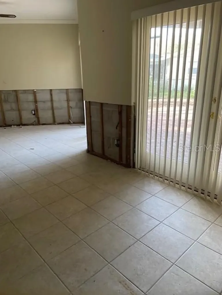 1924 62nd Avenue NE St Petersburg FL 33702
