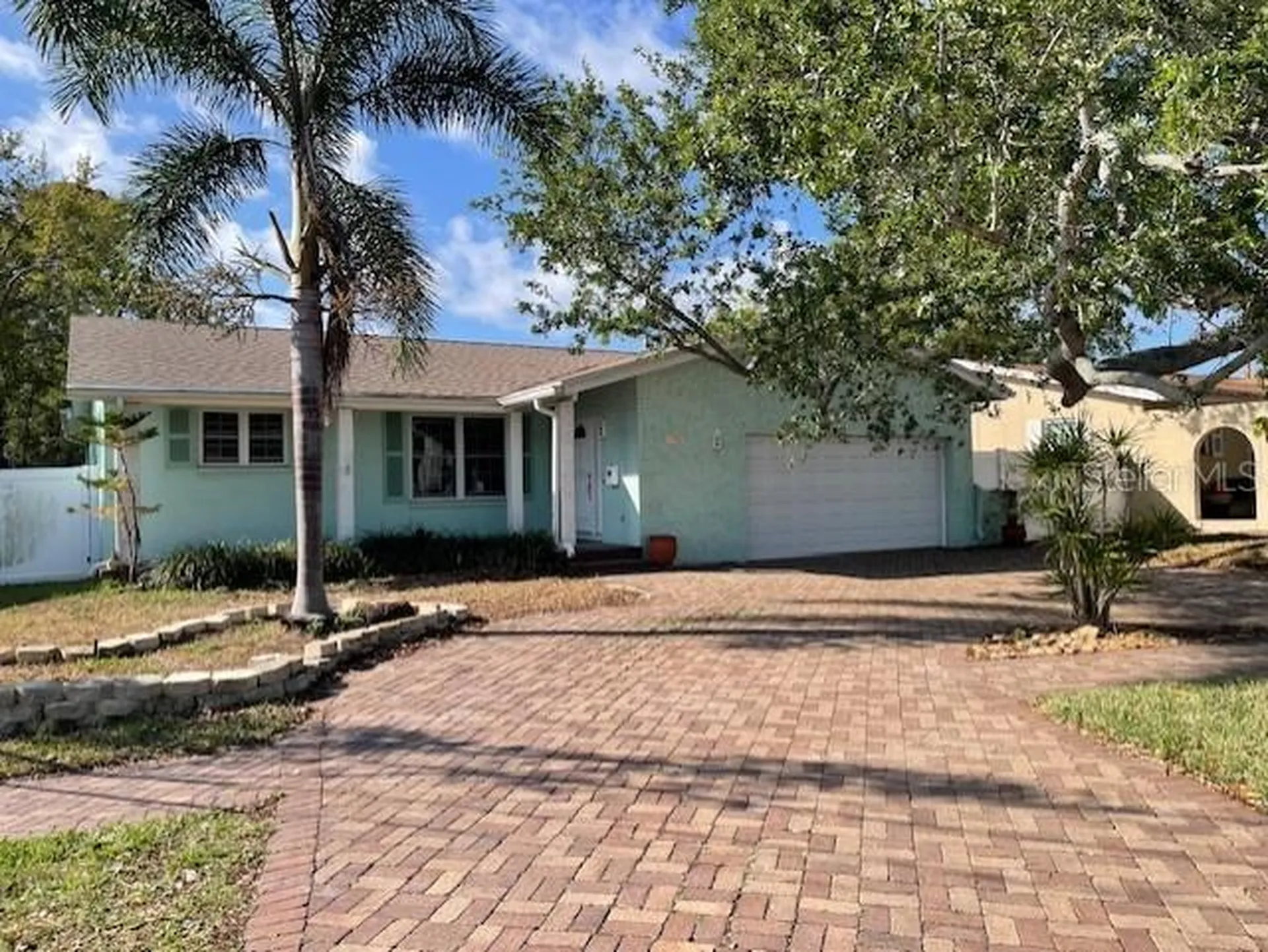 1924 62nd Avenue NE St Petersburg FL 33702