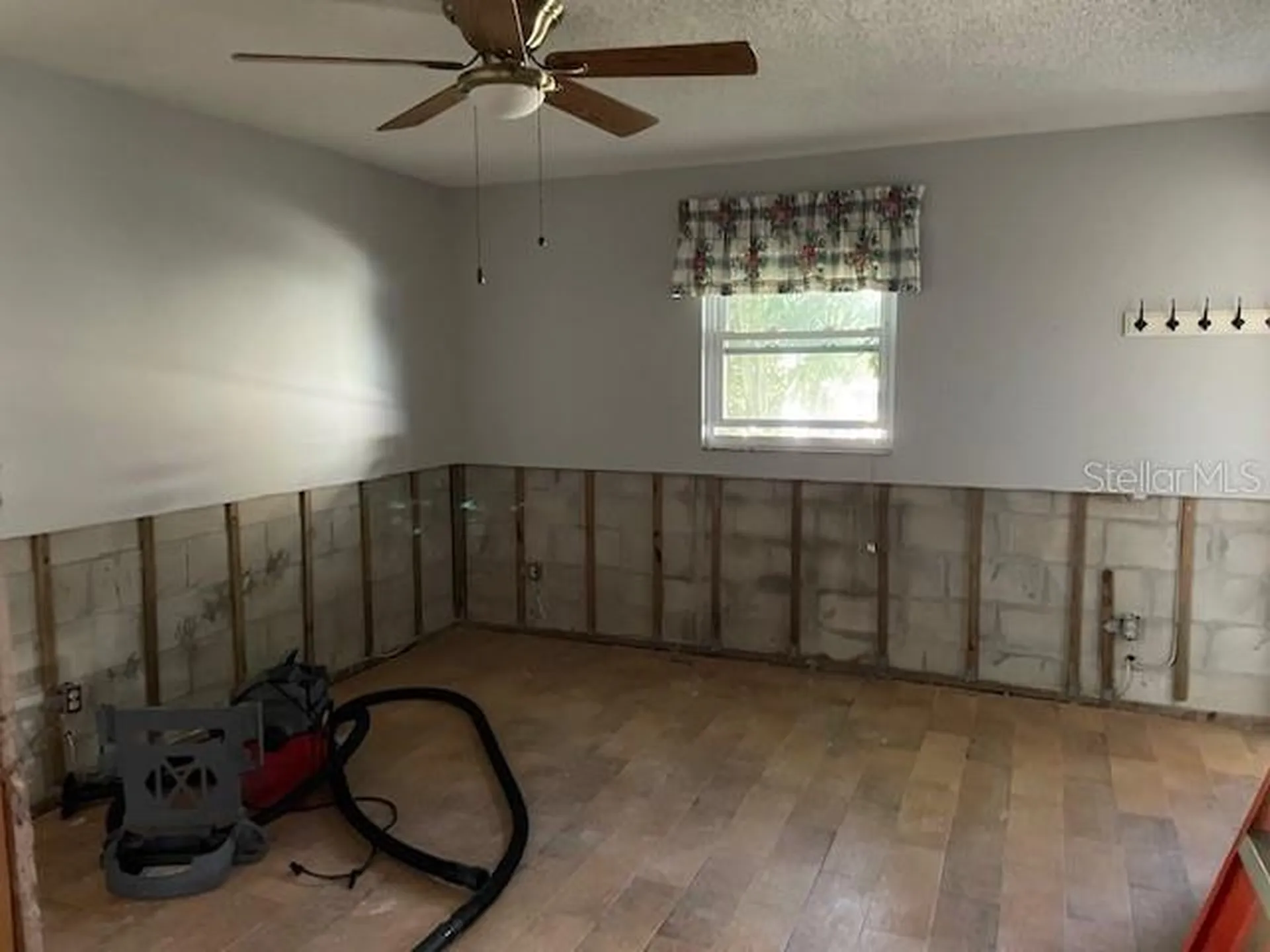1924 62nd Avenue NE St Petersburg FL 33702