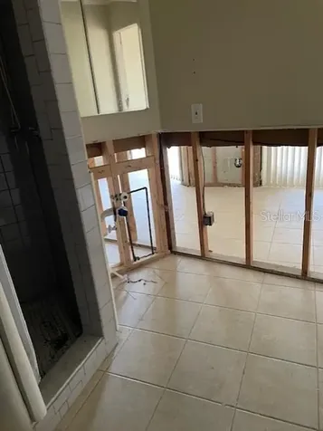 1924 62nd Avenue NE St Petersburg FL 33702