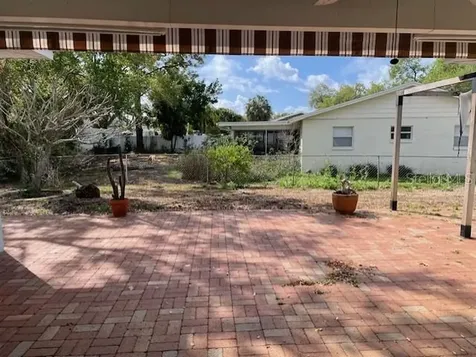 1924 62nd Avenue NE St Petersburg FL 33702