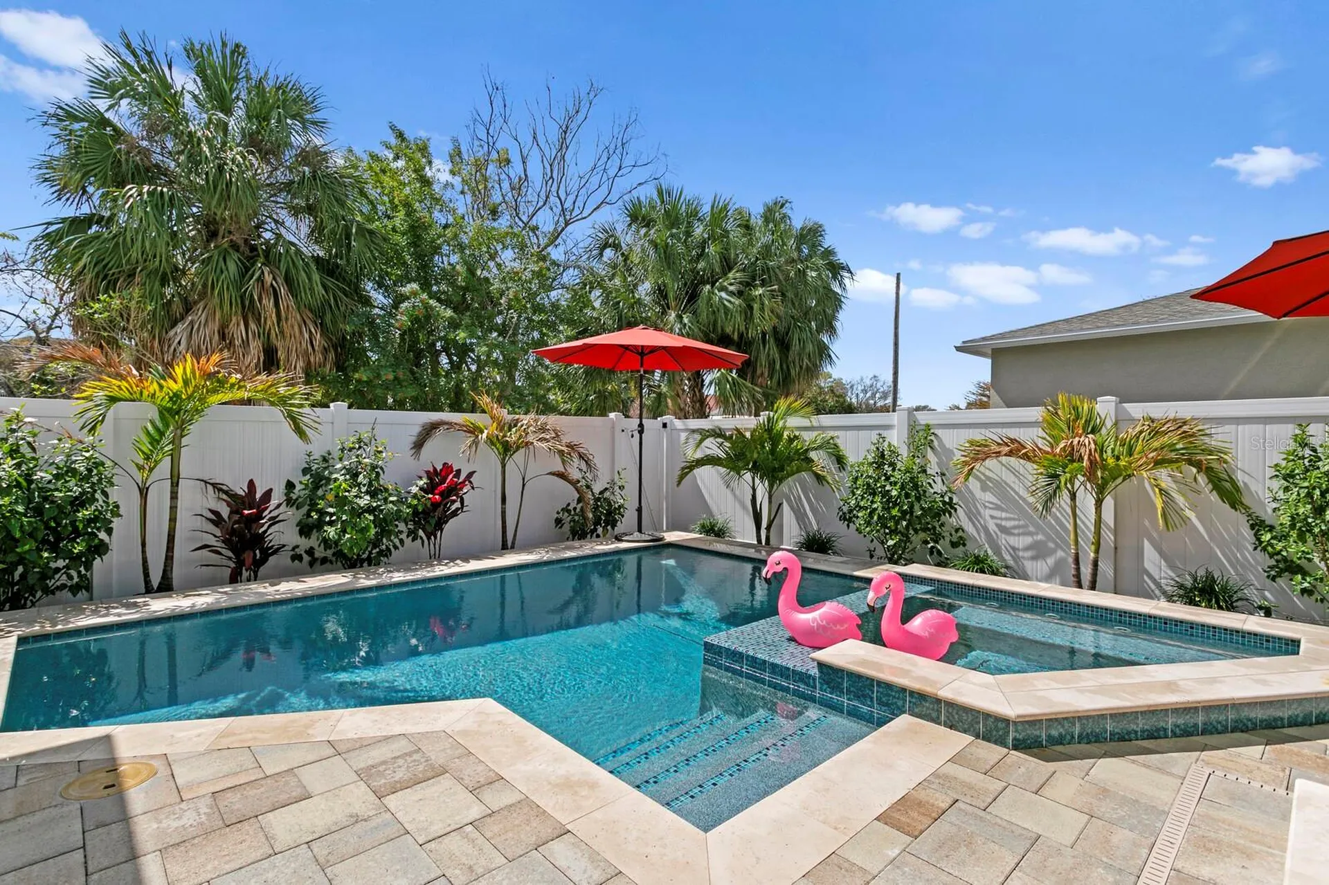2702 W Cass Street Tampa FL 33609