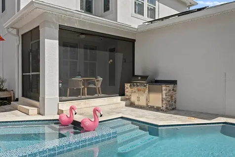 2702 W Cass Street Tampa FL 33609