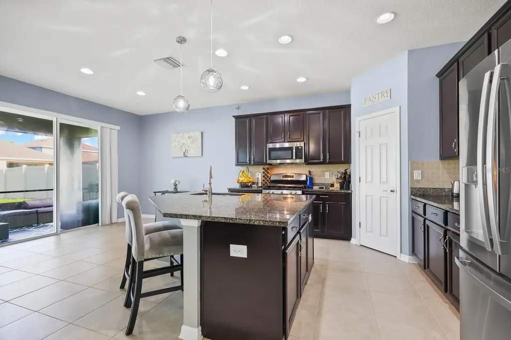 11204 Coventry Grove Circle Lithia FL 33547