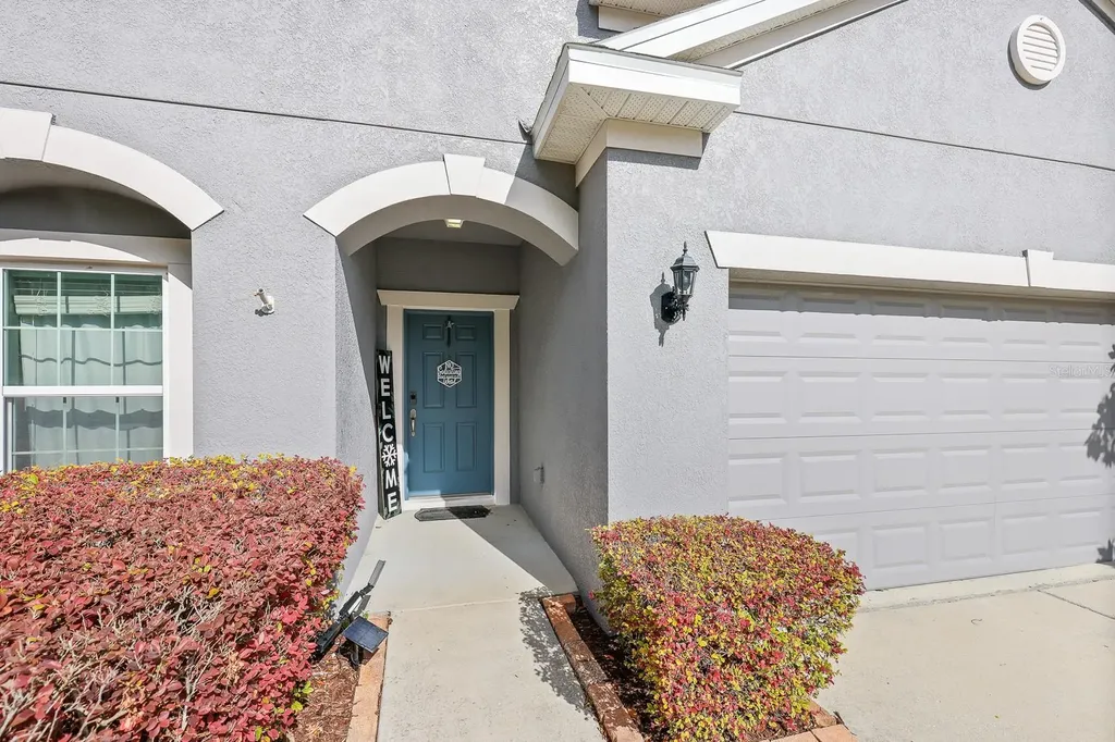 11204 Coventry Grove Circle Lithia FL 33547