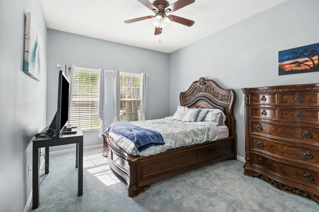 11204 Coventry Grove Circle Lithia FL 33547