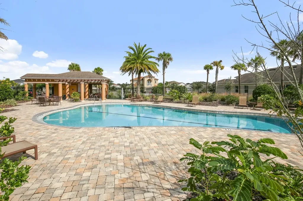 11204 Coventry Grove Circle Lithia FL 33547