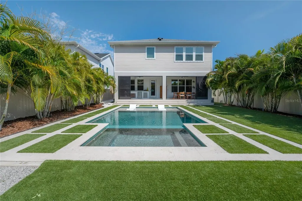4114 W North A Street Tampa FL 33609