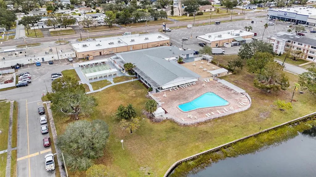 1950 59th Avenue N St Petersburg FL 33714