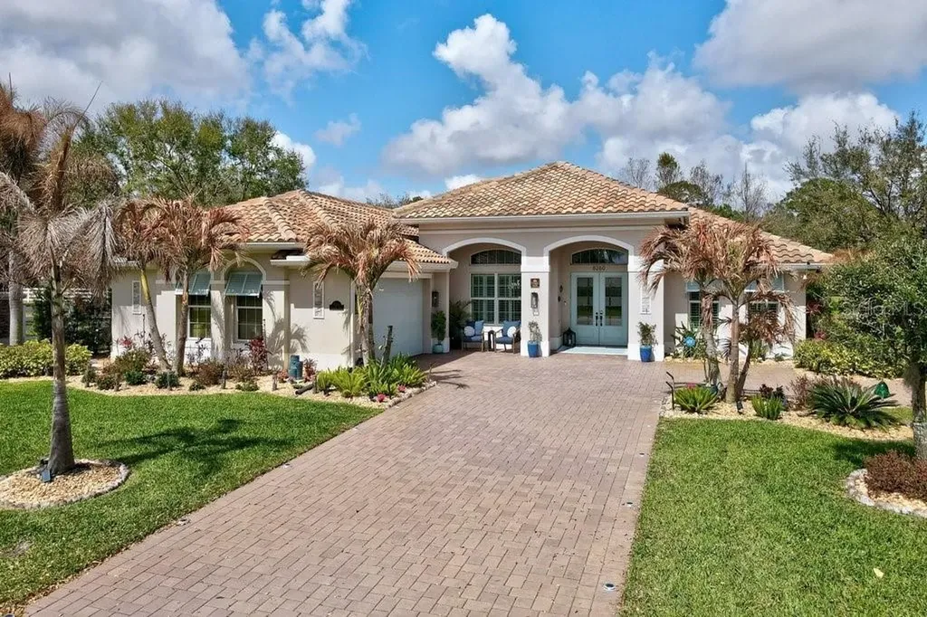 8260 Meredith Place Vero Beach FL 32968