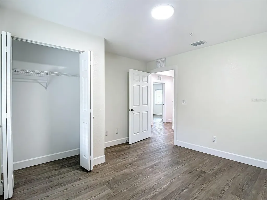 401 E Boyer Street Tarpon Springs FL 34689