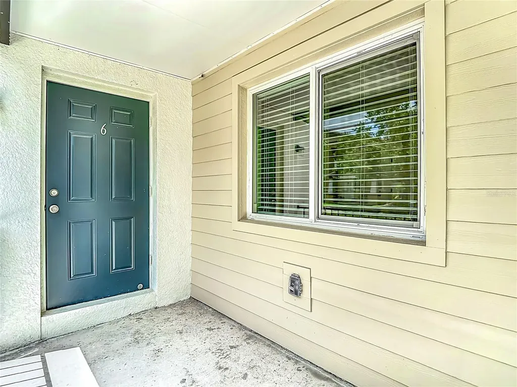 401 E Boyer Street Tarpon Springs FL 34689
