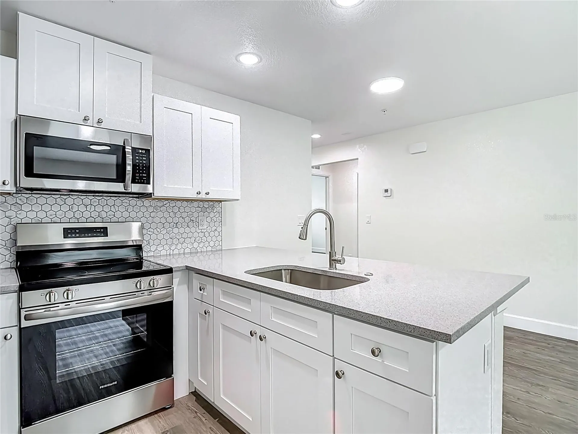 401 E Boyer Street Tarpon Springs FL 34689