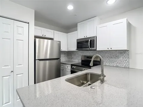 401 E Boyer Street Tarpon Springs FL 34689