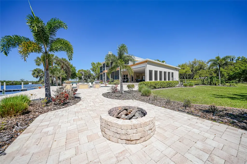 8635 SW Riverside Drive Arcadia FL 34269