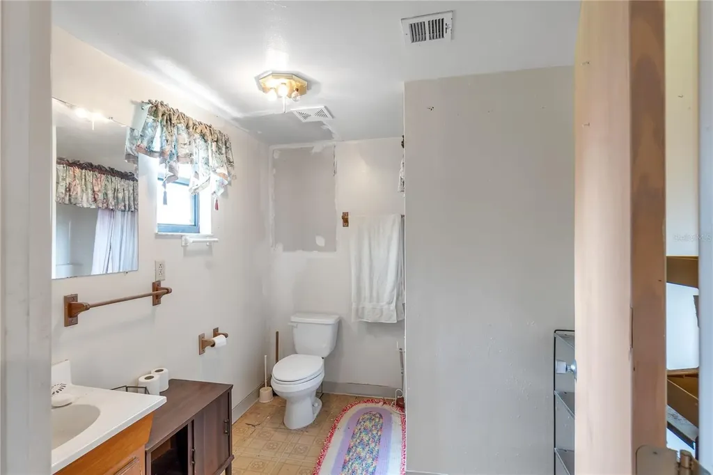 508 63rd Avenue Drive W Bradenton FL 34207