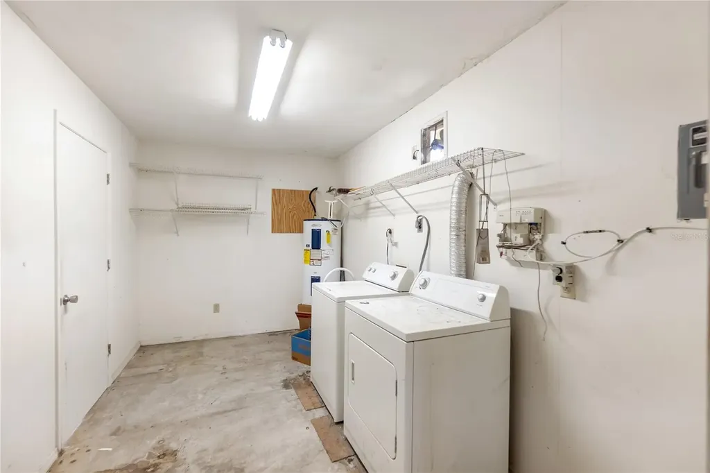 508 63rd Avenue Drive W Bradenton FL 34207