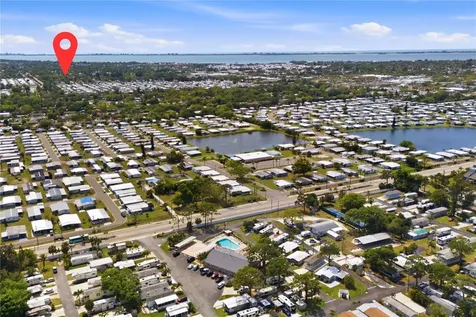 508 63rd Avenue Drive W Bradenton FL 34207