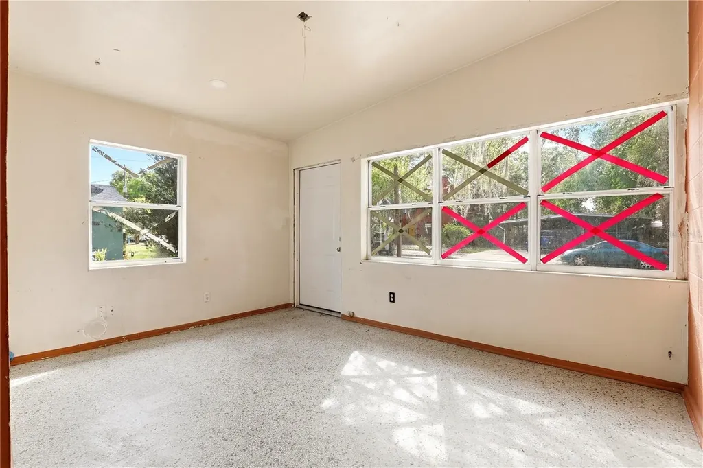 1605 Dauphin Lane Orlando FL 32803