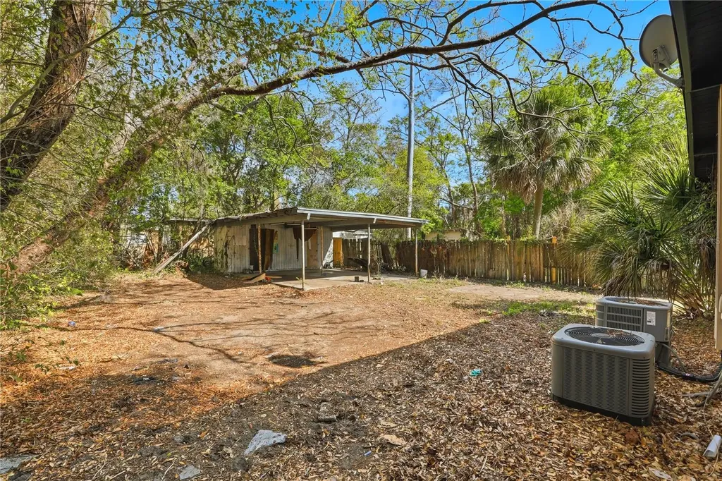 1605 Dauphin Lane Orlando FL 32803