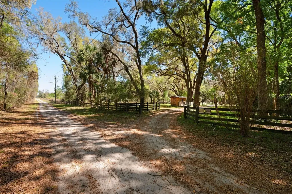15311 SW 107th Street Archer FL 32618
