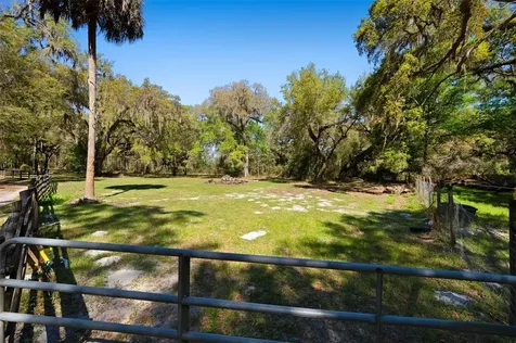 15311 SW 107th Street Archer FL 32618