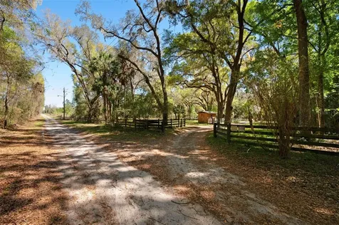 15311 SW 107th Street Archer FL 32618