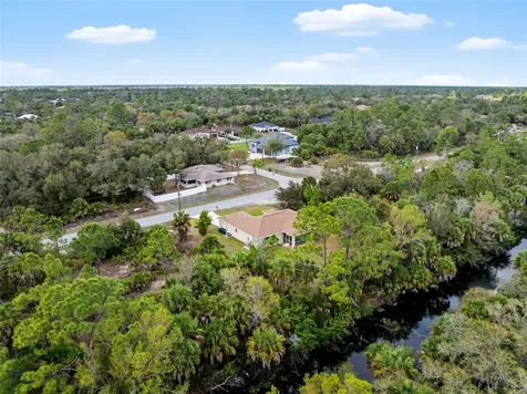 5028 Inverness Street North Port FL 34288